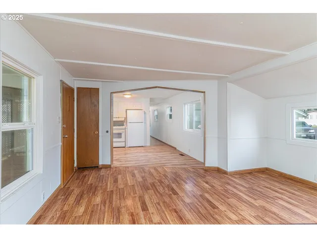 $18,000 | 570 North 10th Avenue, Unit 75, Cornelius, OR 97113