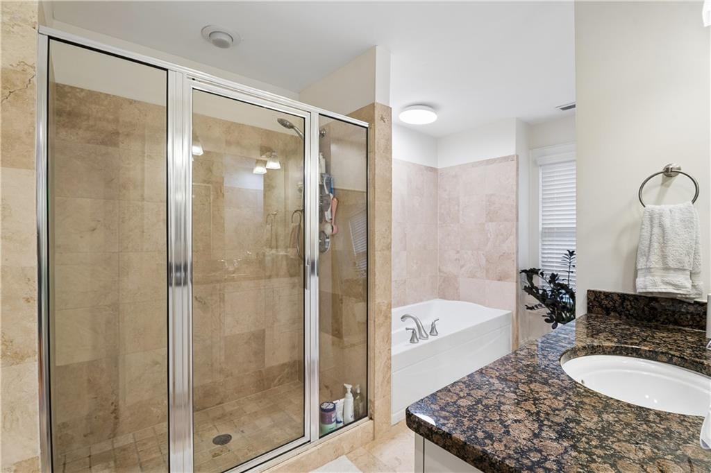 114 Knob Hills Circle Decatur, GA 30030 - Photo 19 of 56