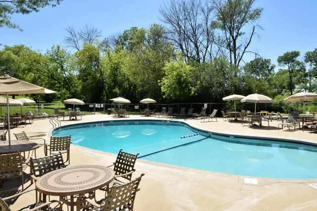 $319,500 | 61-02 Lausanne Court, Geneva, WI 53147