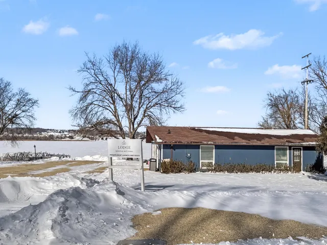 $319,500 | 61-02 Lausanne Court, Geneva, WI 53147