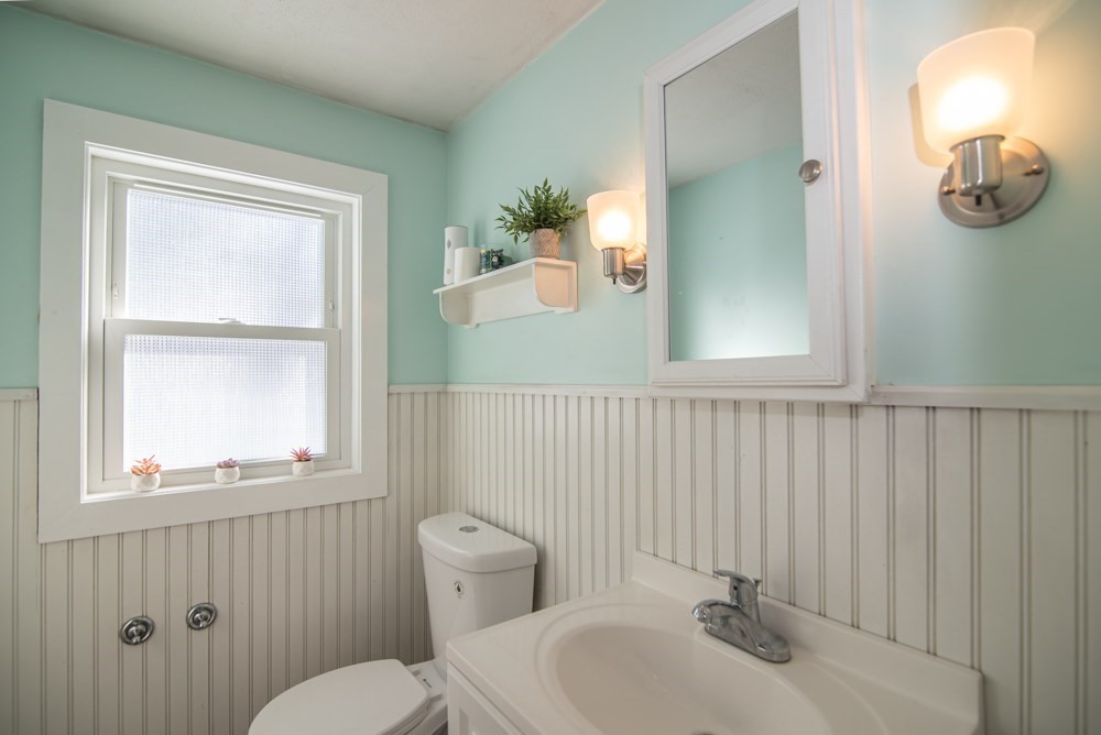 50 Tewksbury Road Hampstead, NH 03841 - Photo 11 of 20 Gallery Image 11