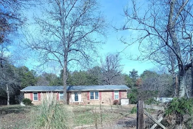 $429,900 | 5200 Robinwood Drive, Charlotte, NC 28215