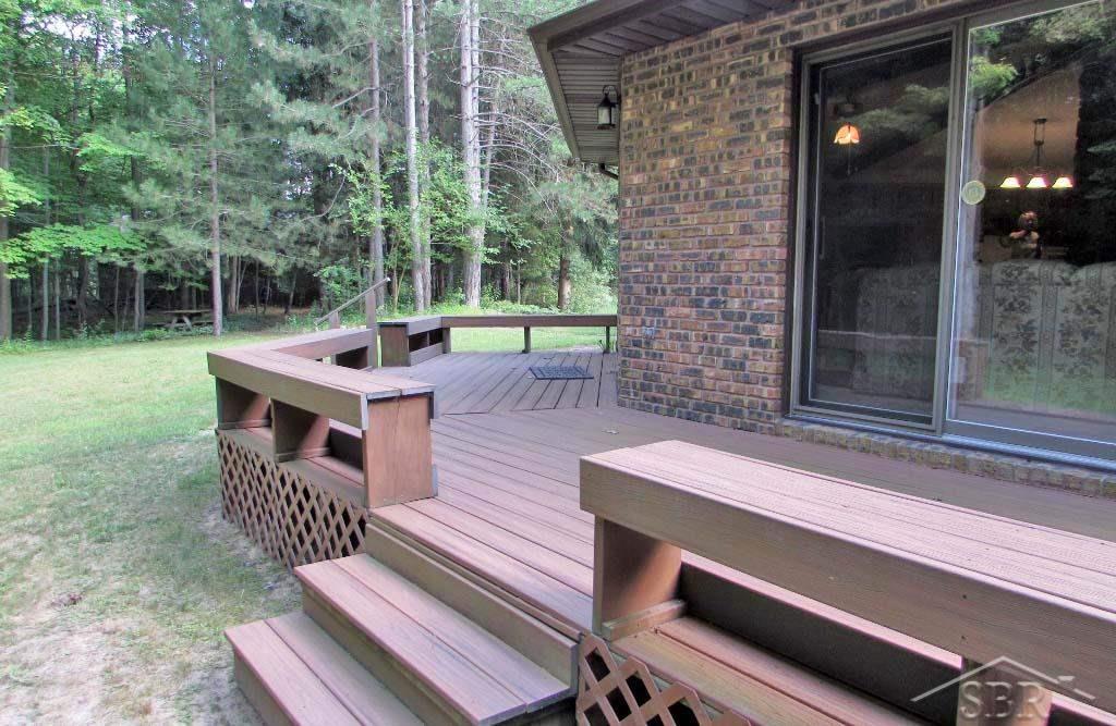 14668 West Gary Road Chesaning, MI 48616 - Photo 8 of 37 50052846-7.JPG