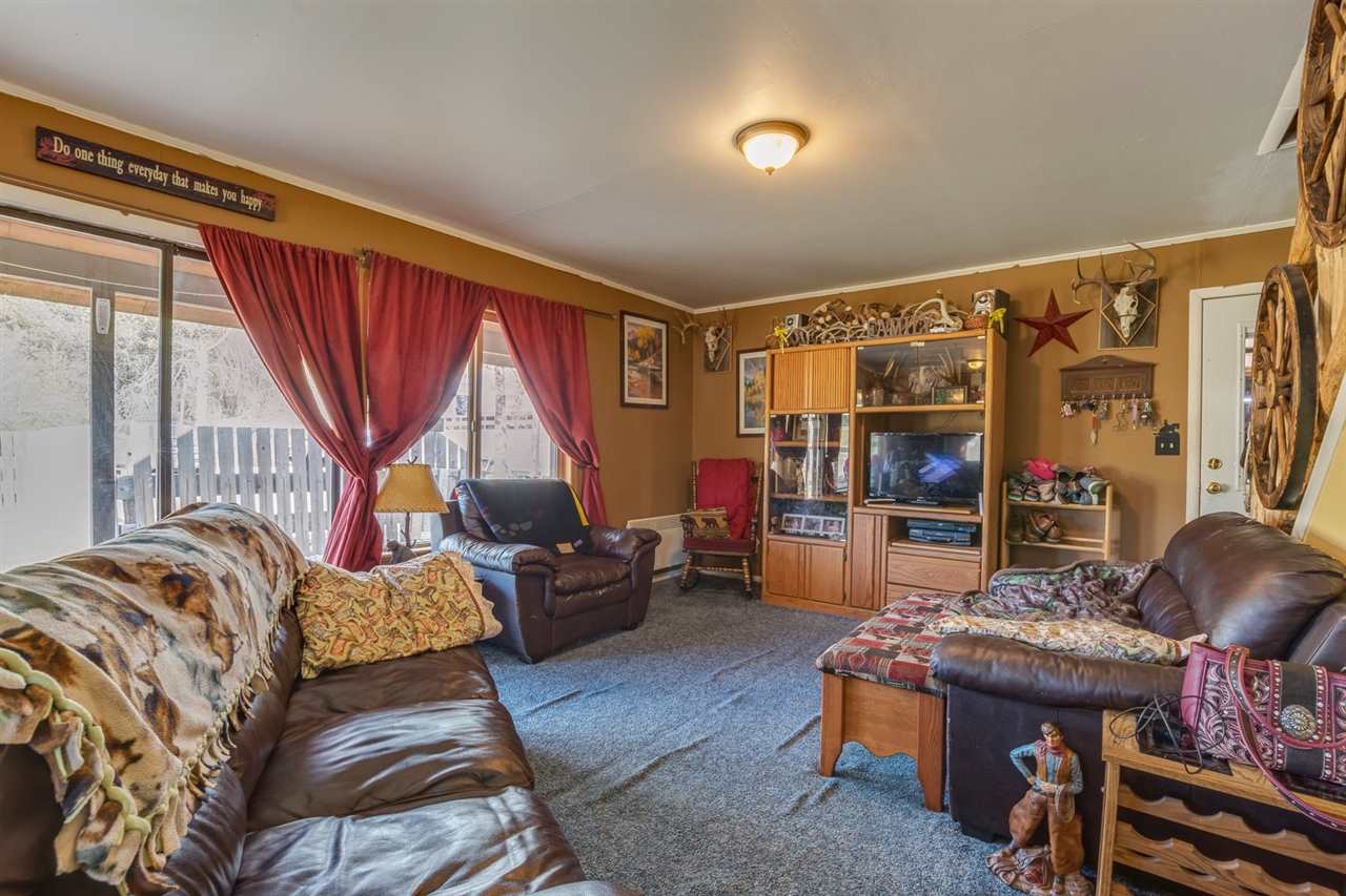 8411 West Valley Road Clayton, WA 99110 - Photo 5 of 20