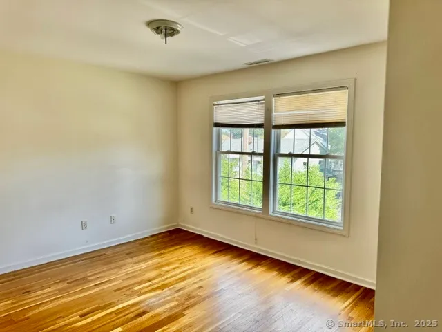 $3,800 | 20 Rockmore Place, Bridgeport, CT 06606