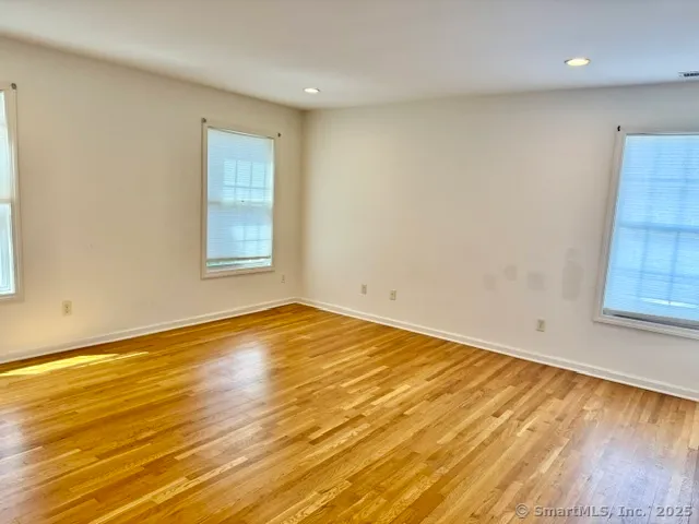 $3,800 | 20 Rockmore Place, Bridgeport, CT 06606