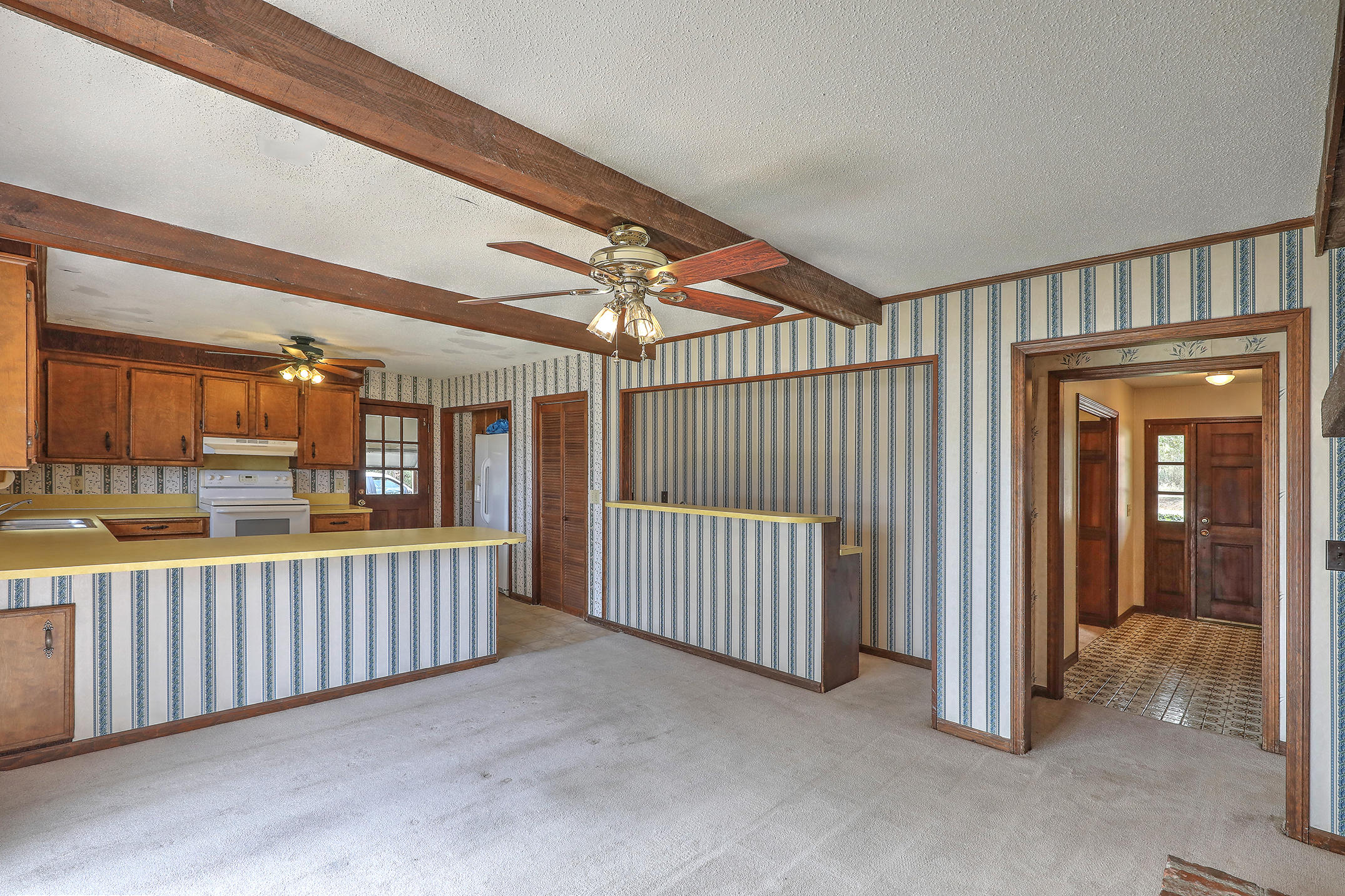 6072 Overlook Road Johns Island, SC 29455 - Photo 13 of 30 1R3A6117_8_9