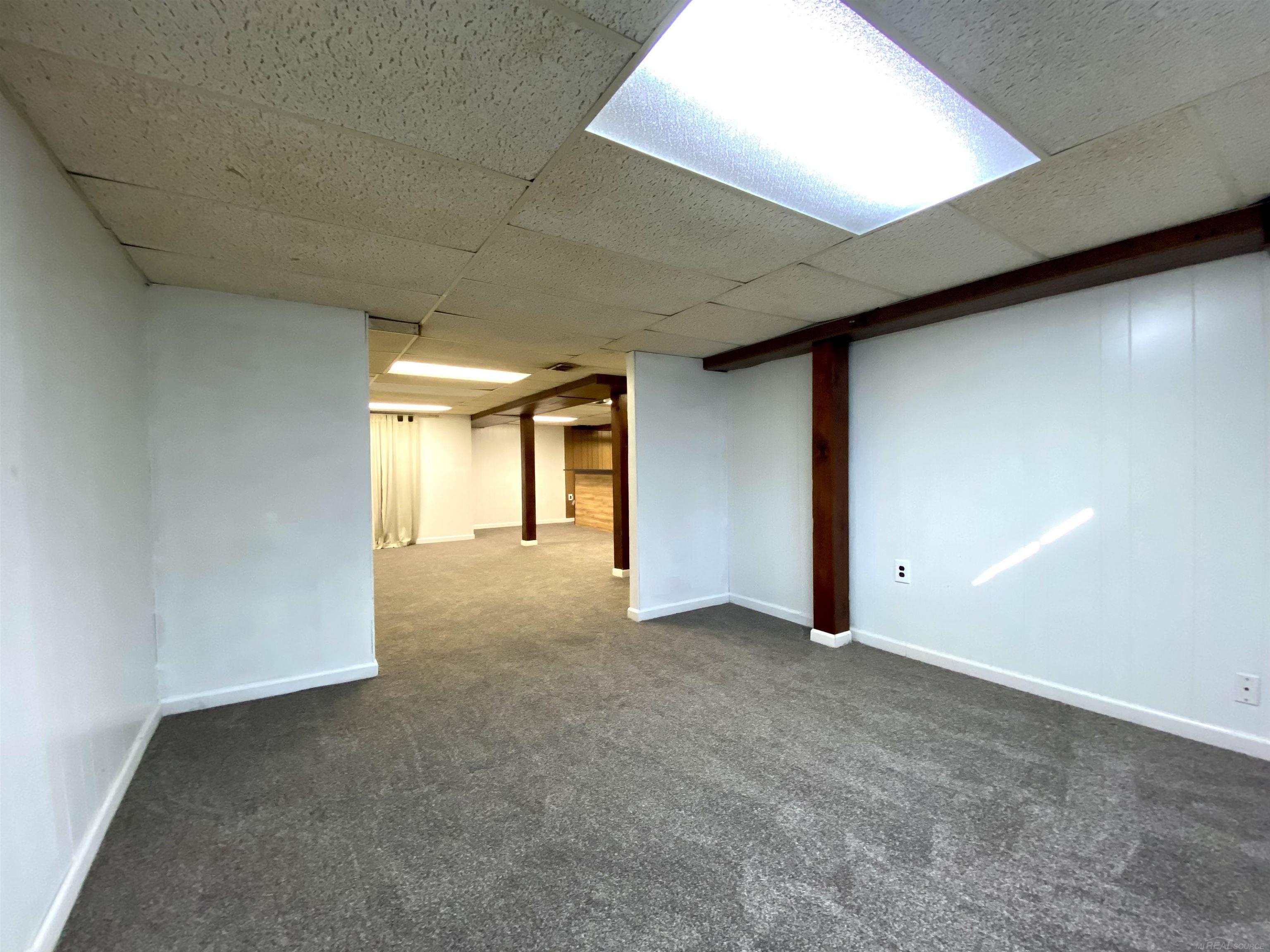 30464 Hayes Road Roseville, MI 48066 - Photo 21 of 26 50191264-213eb51f-bbcf-4038-90cd-80055235fc9e.JPG