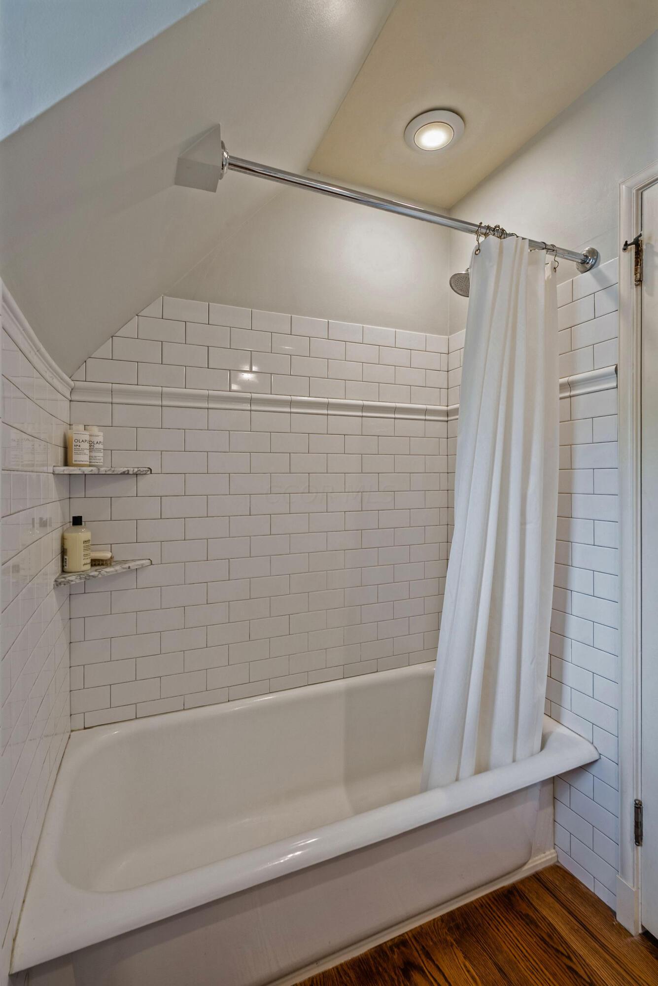 180 Ashbourne Road Columbus, OH 43209 - Photo 40 of 62 Suite 4