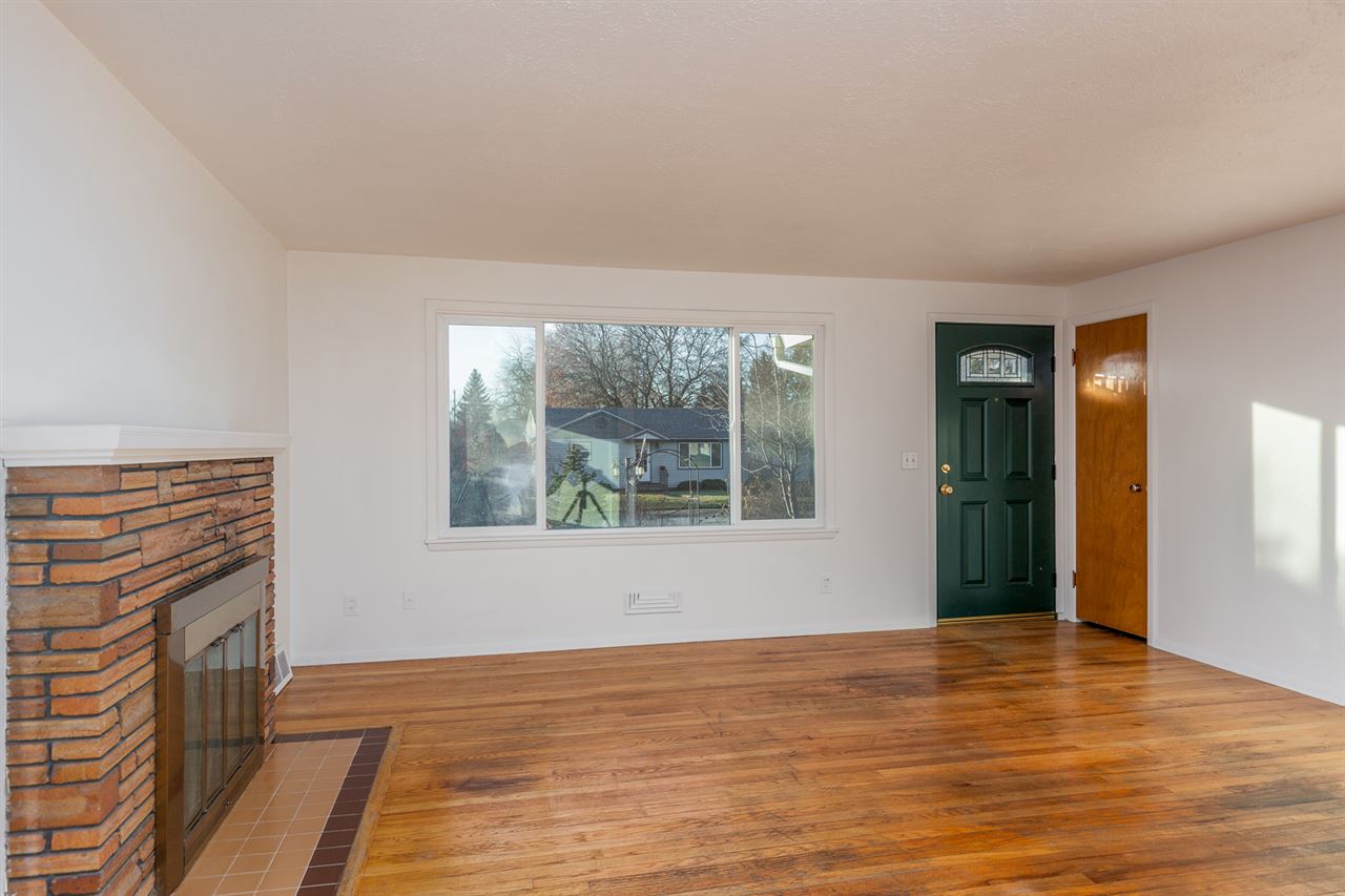 1008 North Rudolf Road Spokane, WA 99206 - Photo 3 of 20