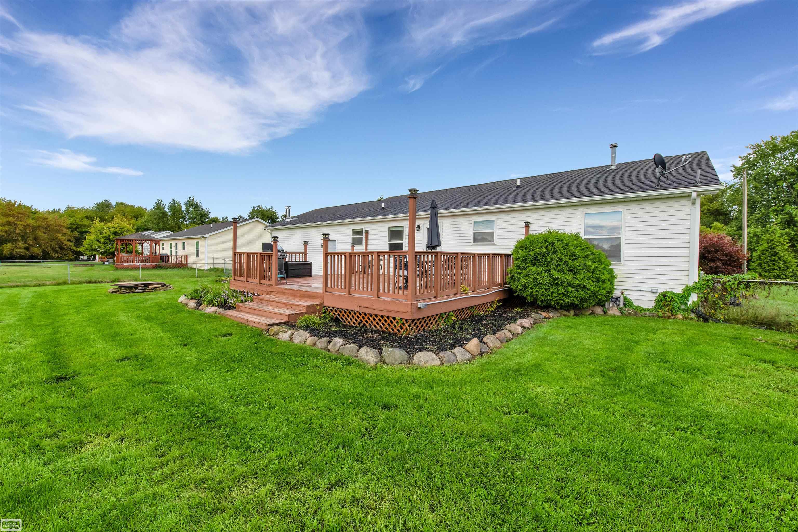 2195 Sperry Road Allenton, MI 48002 - Photo 27 of 30 50122006-27.JPG