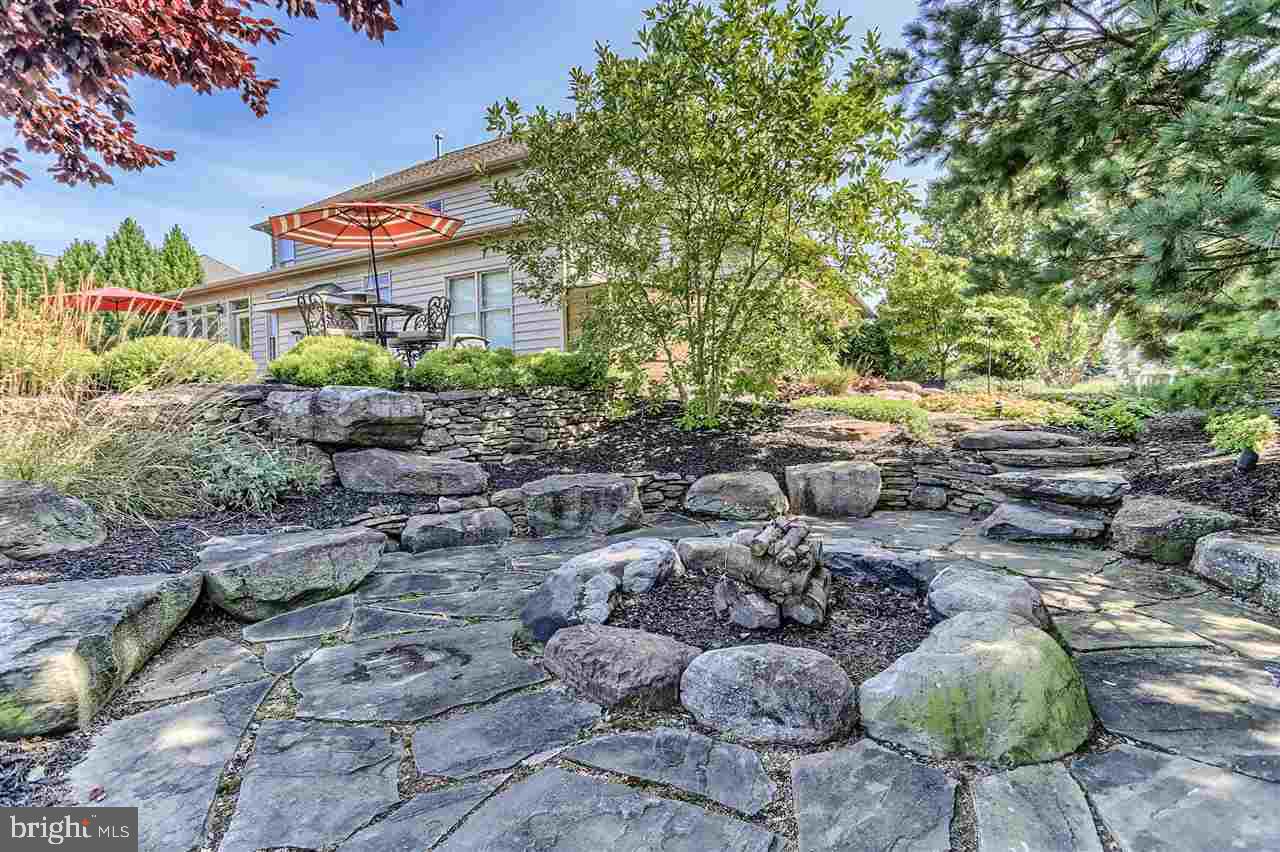 206 Ridgefield Drive York, PA 17403 - Photo 34 of 36 Gallery Image 34