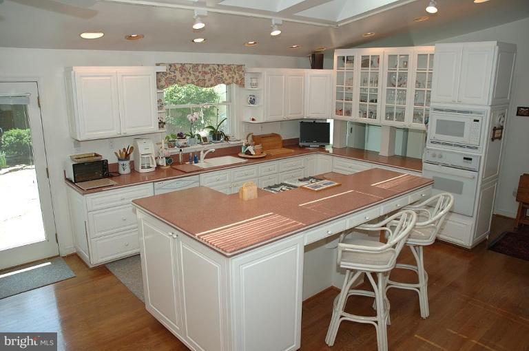 4530 Rosedale Avenue Bethesda, MD 20814 - Photo 8 of 22 Kitchen