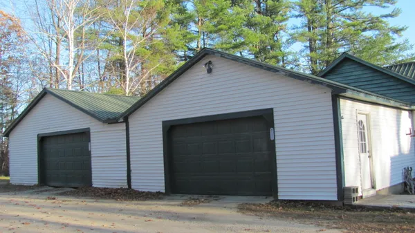 $319,900 | 23 Mefford Lane, Paris, ME 04281