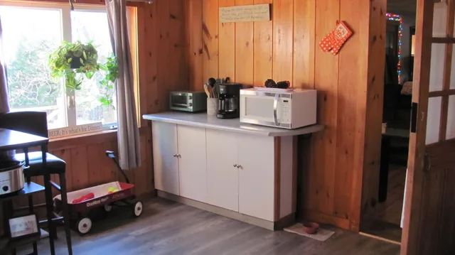 $335,000 | 23 Mefford Lane, Paris, ME 04281