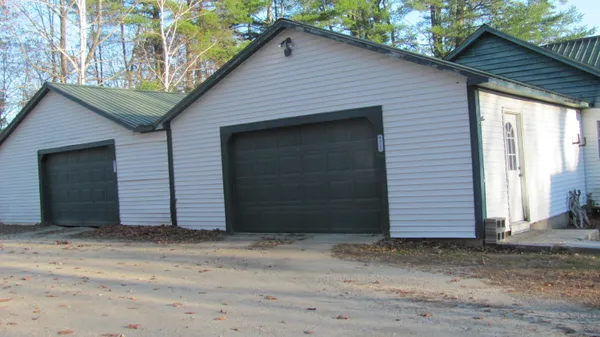 $319,900 | 23 Mefford Lane, Paris, ME 04281