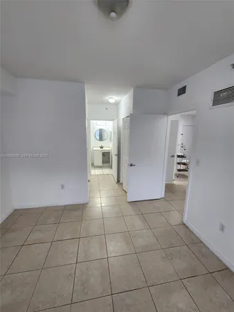 $2,000 | 11060 Southwest 196th Street, Unit 209, Cutler Bay, FL 33157