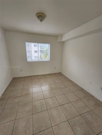 $2,000 | 11060 Southwest 196th Street, Unit 209, Cutler Bay, FL 33157