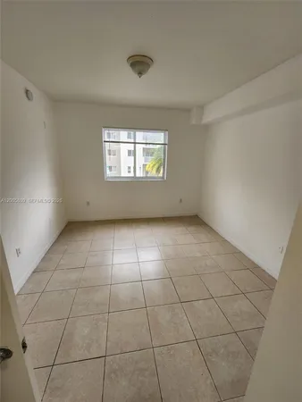 $2,000 | 11060 Southwest 196th Street, Unit 209, Cutler Bay, FL 33157