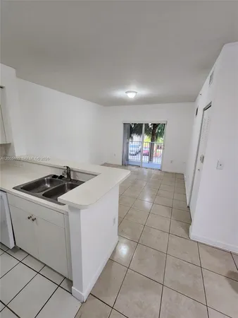 $2,000 | 11060 Southwest 196th Street, Unit 209, Cutler Bay, FL 33157