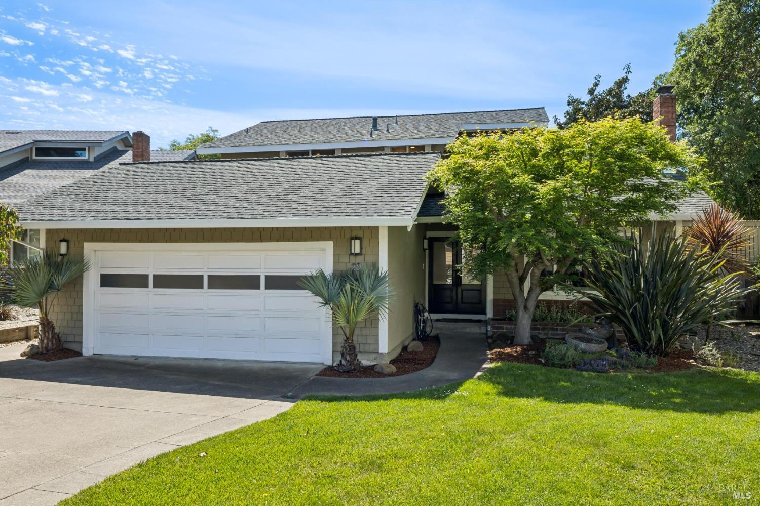 29 Andreas Circle Novato, CA 94945 - Photo 2 of 49