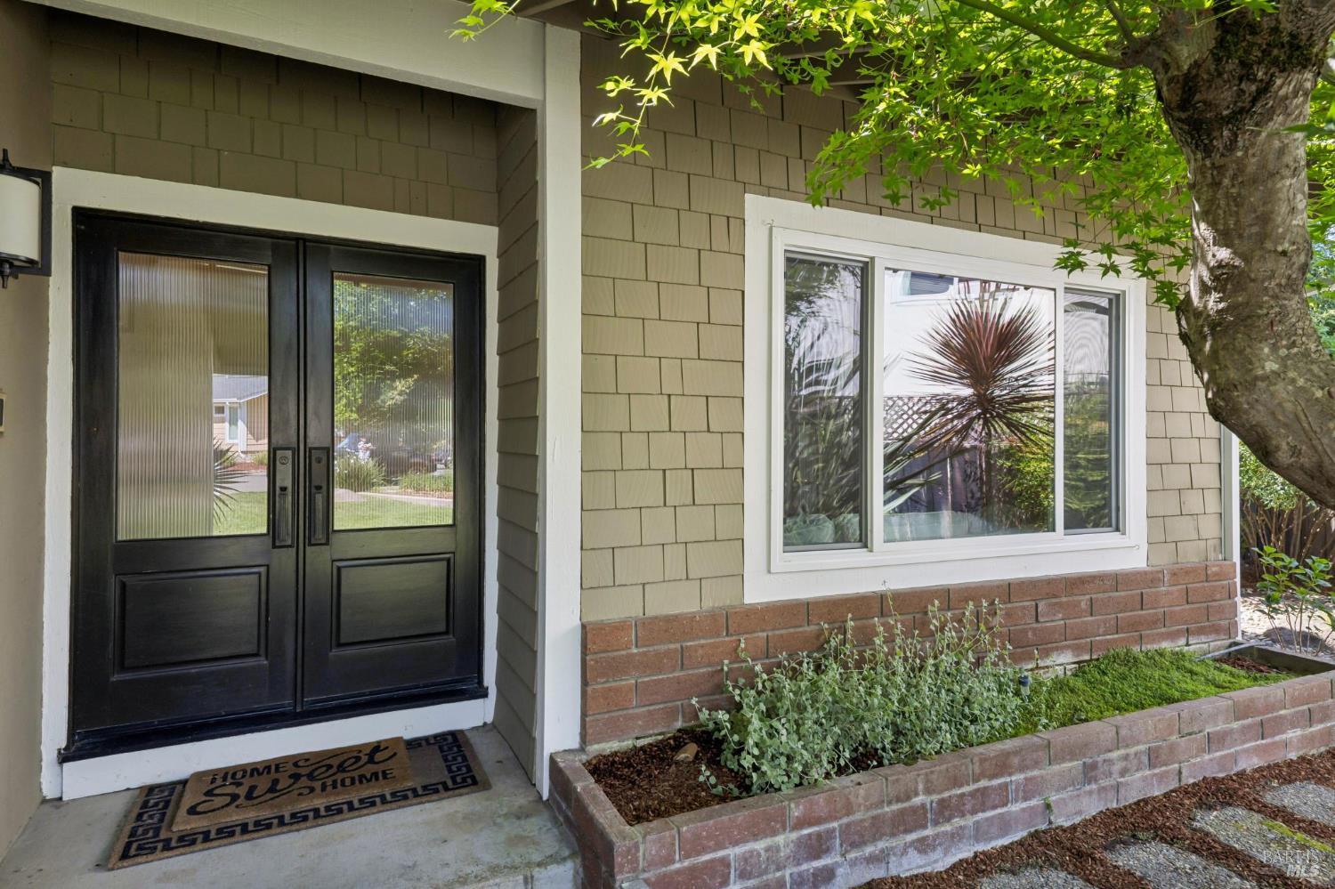 29 Andreas Circle Novato, CA 94945 - Photo 3 of 49