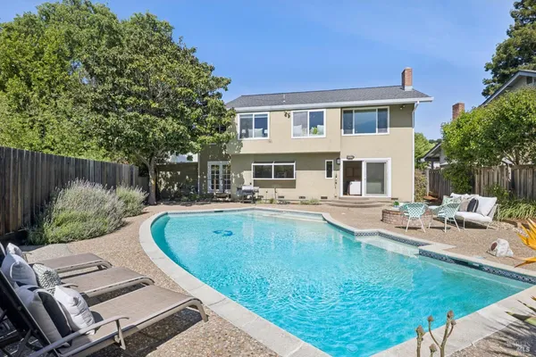 $1,450,000 | 29 Andreas Circle, Novato, CA 94945
