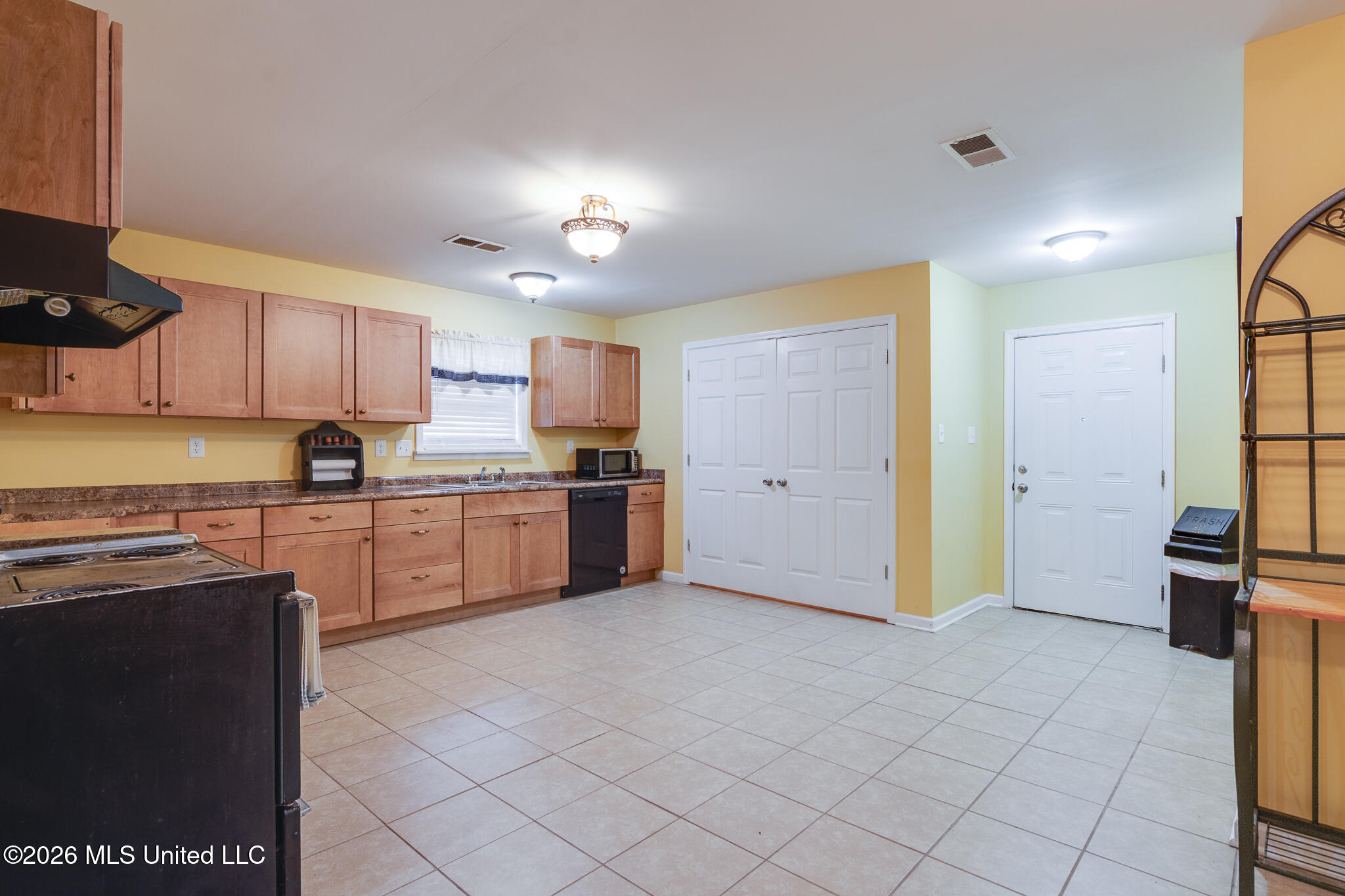 2015 Tulane Road Nesbit, MS 38651 - Photo 11 of 37 2015 Tulane Road-11