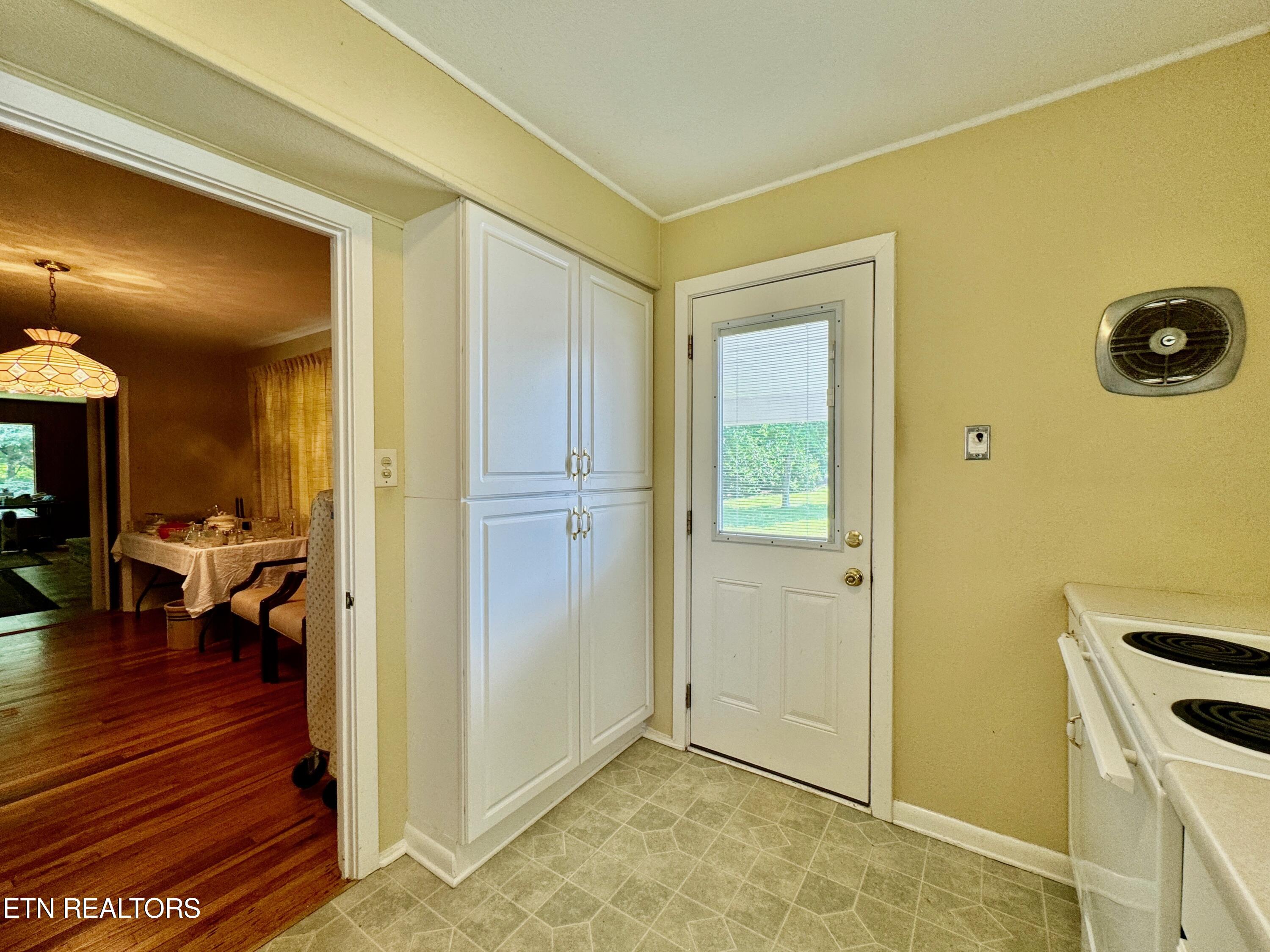 100 Olney Lane Oak Ridge, TN 37830 - Photo 27 of 48 27