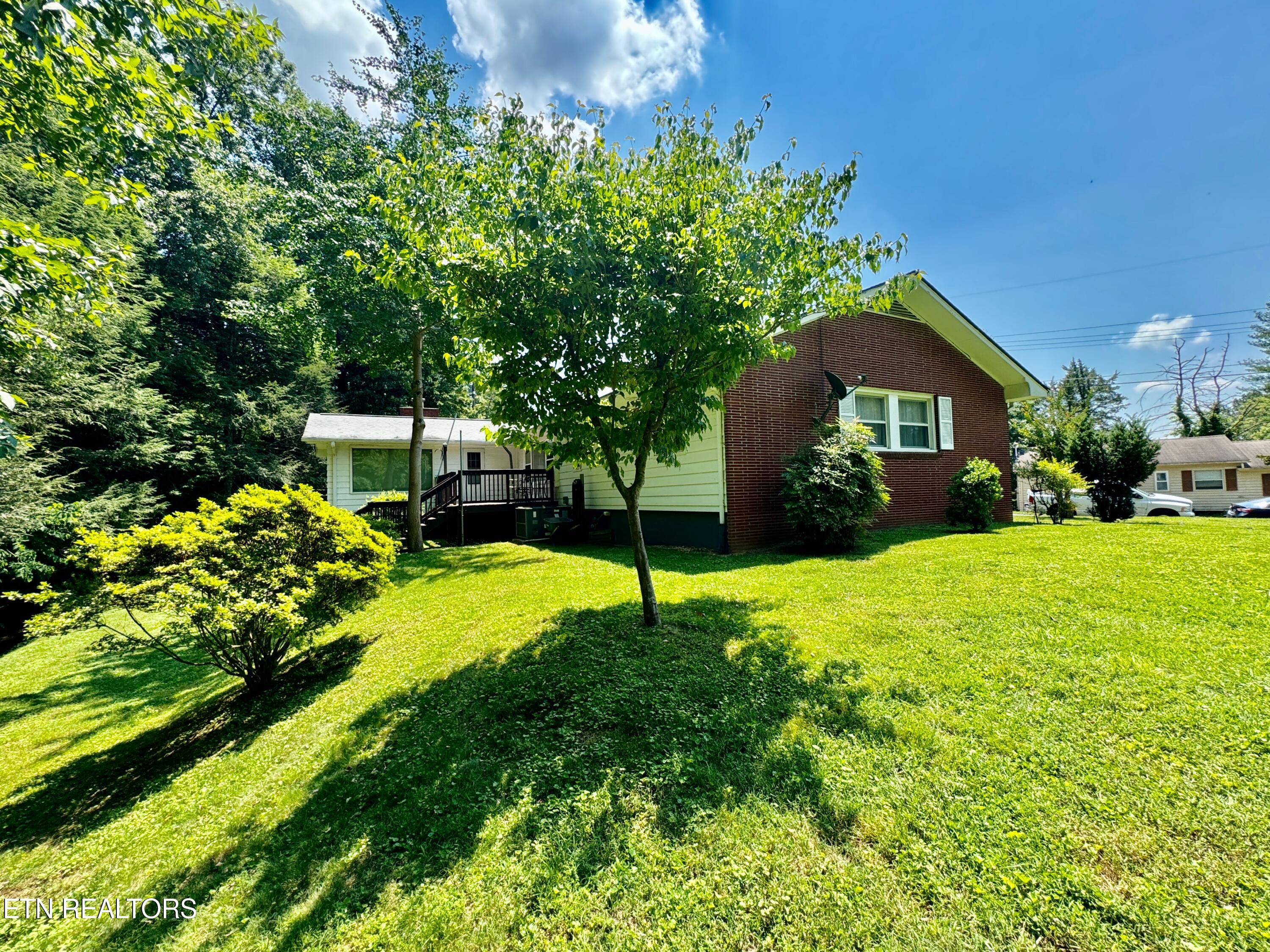 100 Olney Lane Oak Ridge, TN 37830 - Photo 6 of 48 6