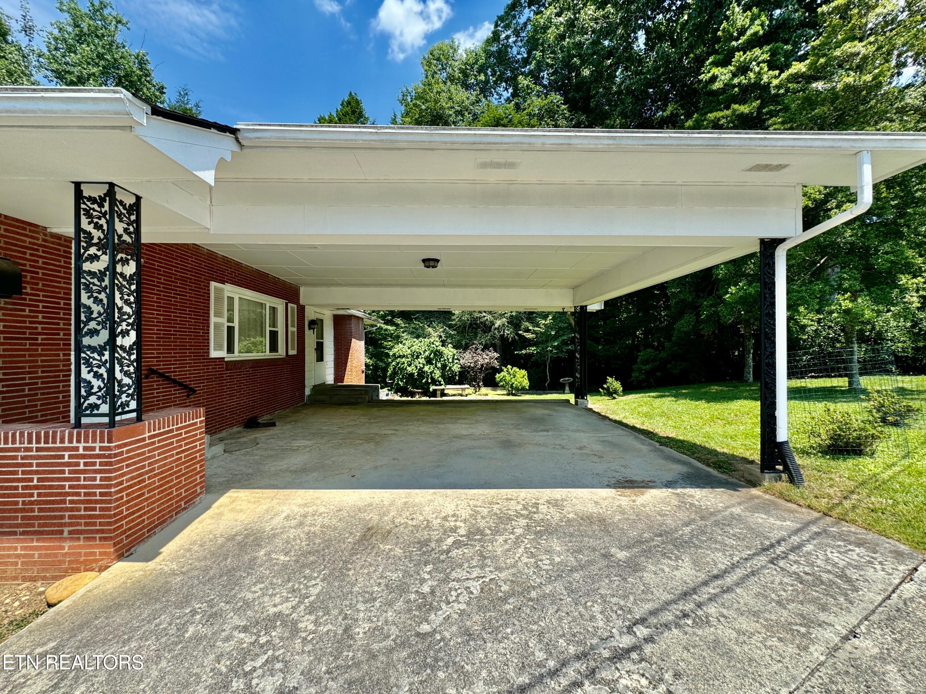 100 Olney Lane Oak Ridge, TN 37830 - Photo 10 of 48 10