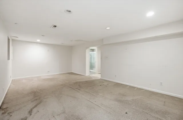 $329,900 | 413 Buffalo Trail, Wheeling, IL 60090