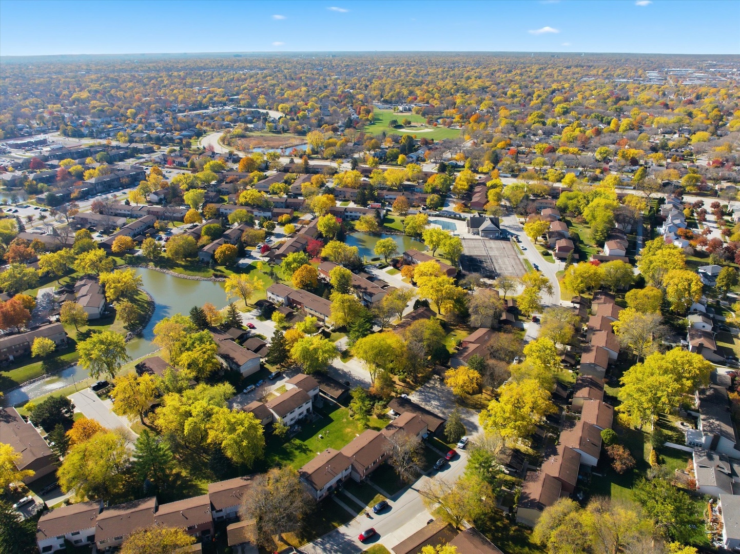 413 Buffalo Trail Wheeling, IL 60090 - Photo 29 of 29 an aerial view of multiple house