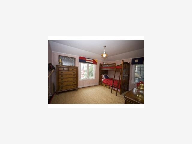 458 Chatham Road Burlingame, CA 94010 - Photo 8 of 9 Gallery Image 8
