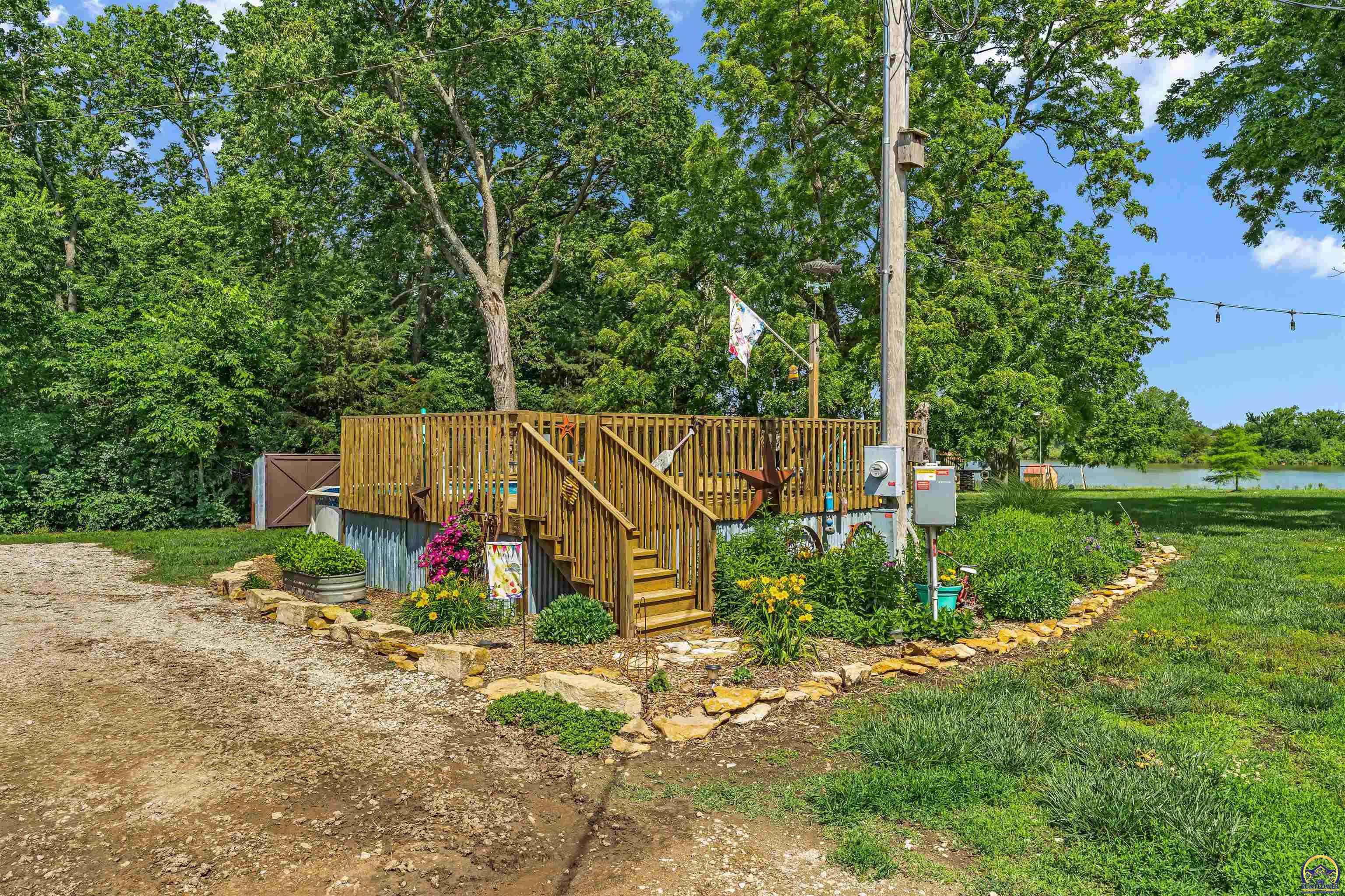 8441 Southwest Valencia Road Auburn, KS 66402 - Photo 48 of 72