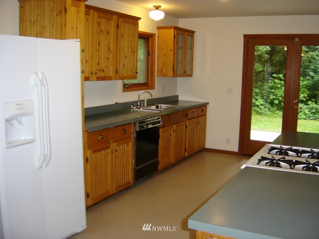 5616 Williams Lake Road Deming, WA 98244 - Photo 6 of 15