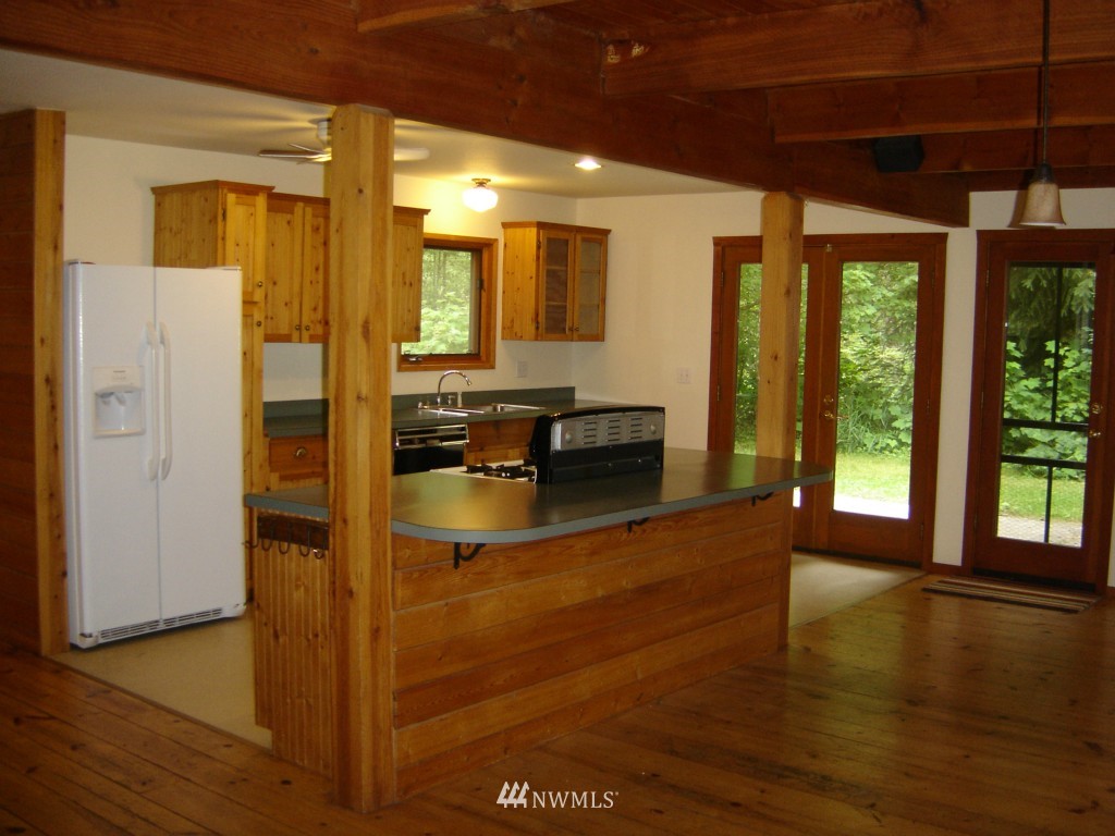 5616 Williams Lake Road Deming, WA 98244 - Photo 7 of 15