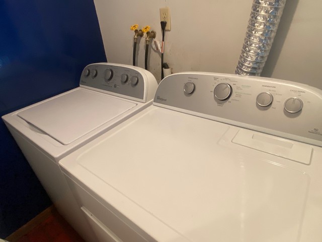 141 South Lakeshore Drive, Unit B1 Racine, WI 53403 - Photo 12 of 26