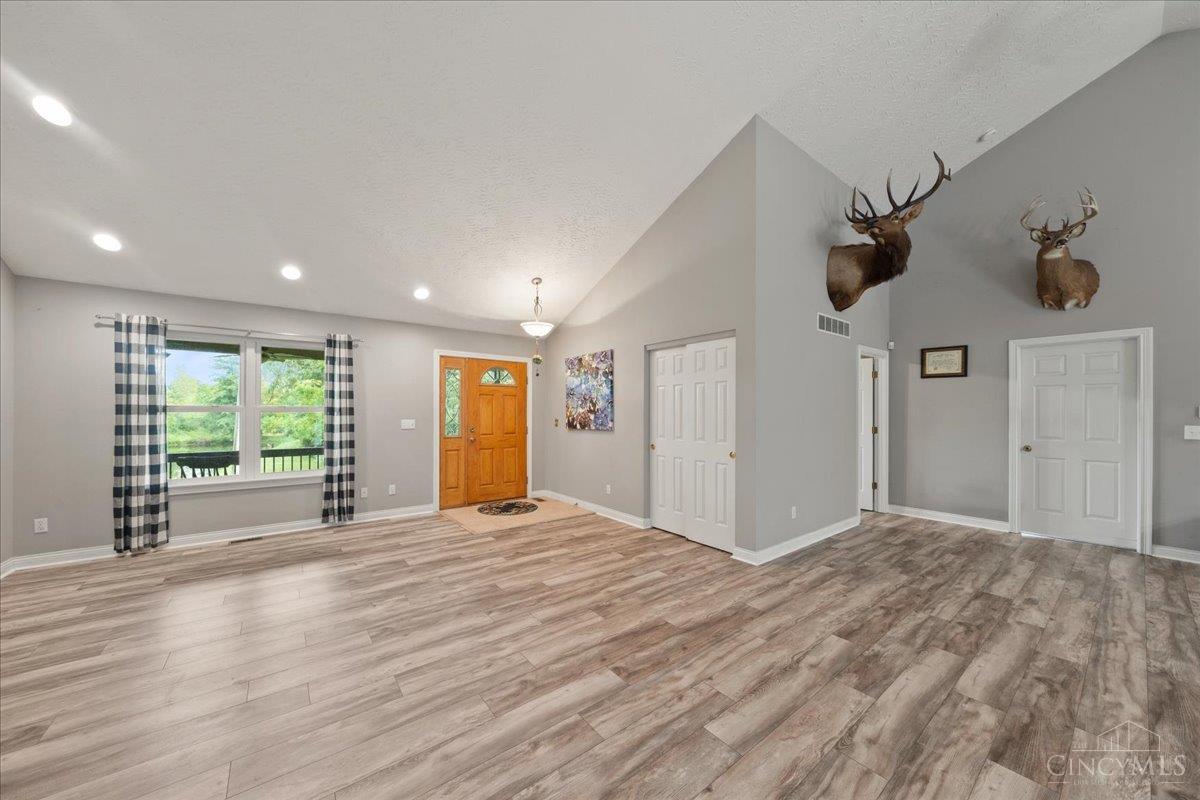 6160 Edwardsville Road Blanchester, OH 45107 - Photo 8 of 43