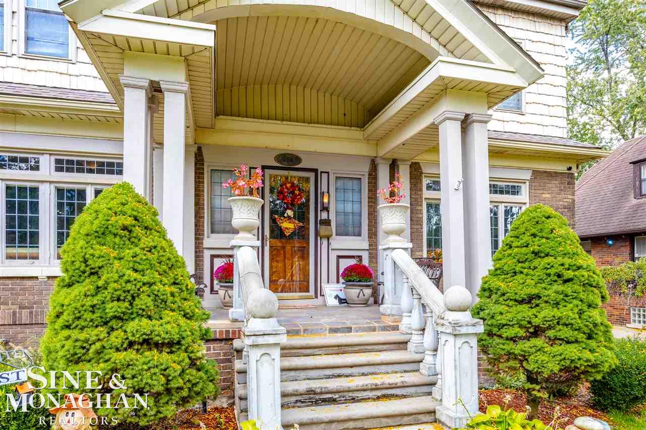 954 Barrington Road Grosse Pointe Park, MI 48230 - Photo 2 of 44