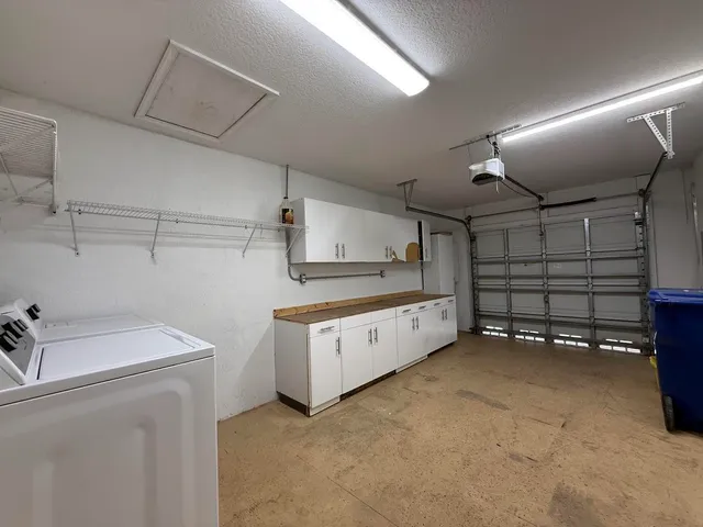 a view of utility room