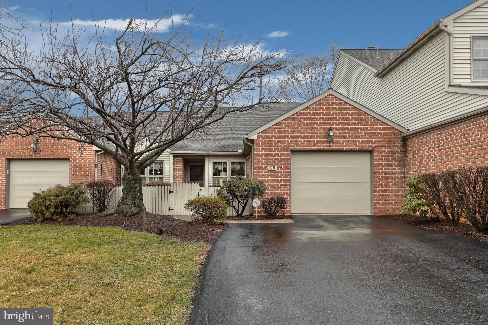 39 Leearden Road Hershey, PA 17033 - Photo 1 of 24 Gallery Image 1