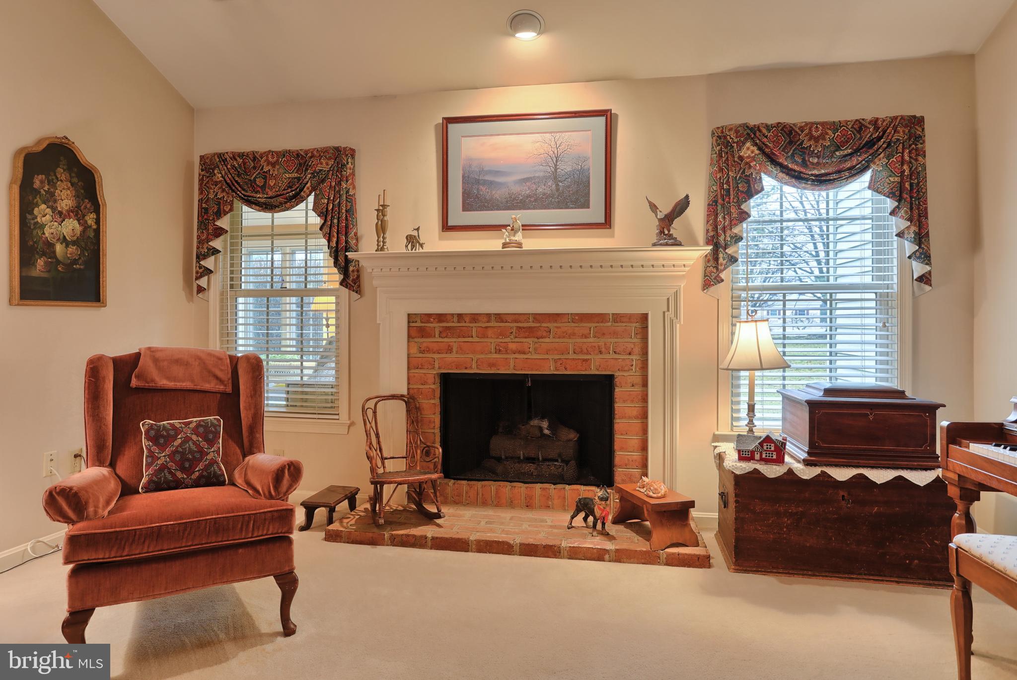 39 Leearden Road Hershey, PA 17033 - Photo 3 of 24 Gallery Image 3