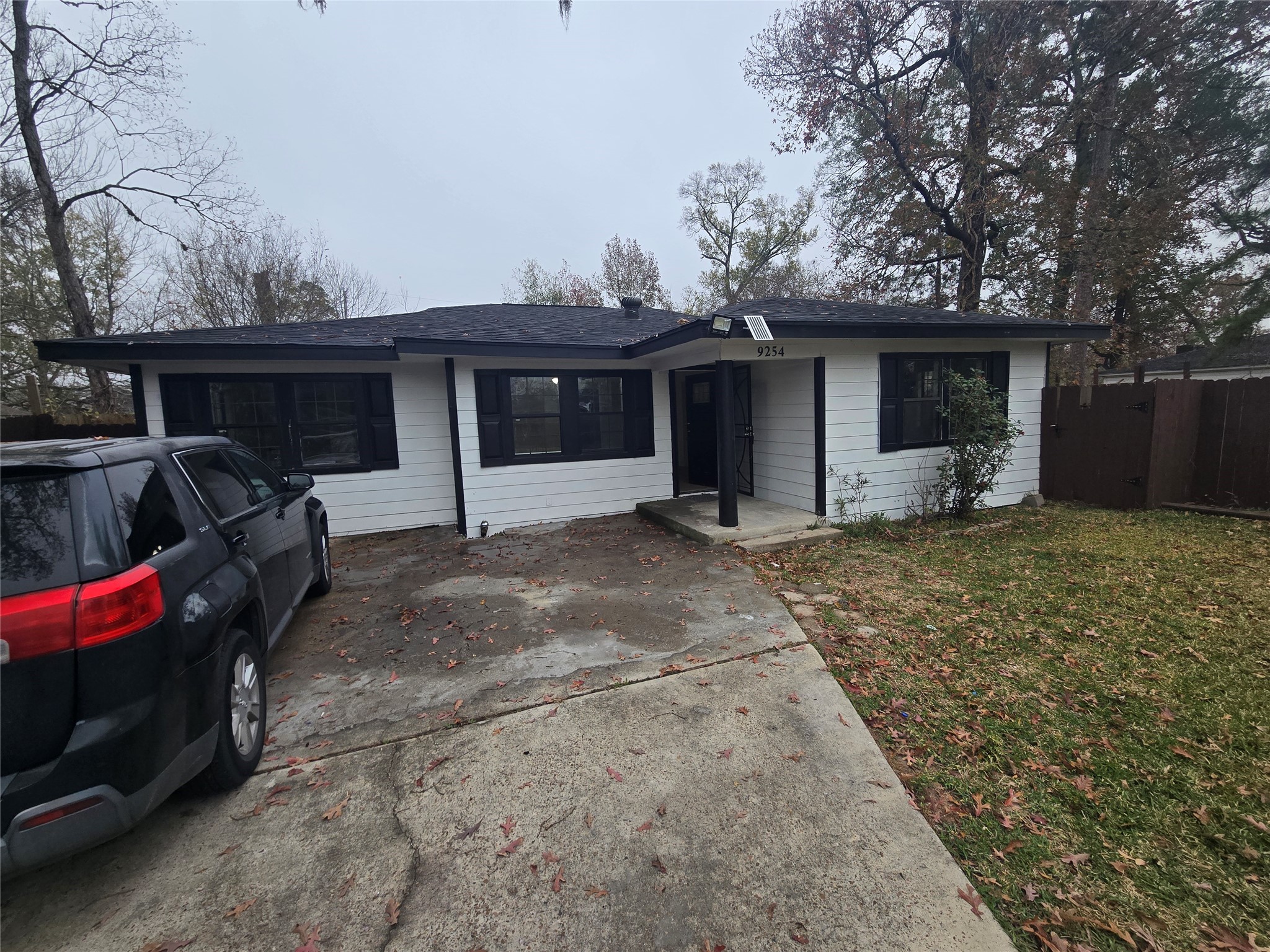 9254 Haddick Street Houston, TX 77028 - Photo 1 of 18 a view of a car garage
