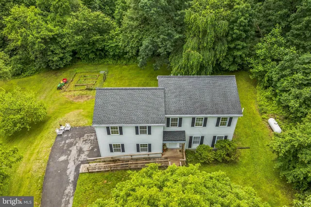 front view of house with a yard