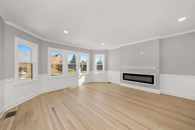 $649,000 | 3006 North Sayre Avenue, Chicago, IL 60634