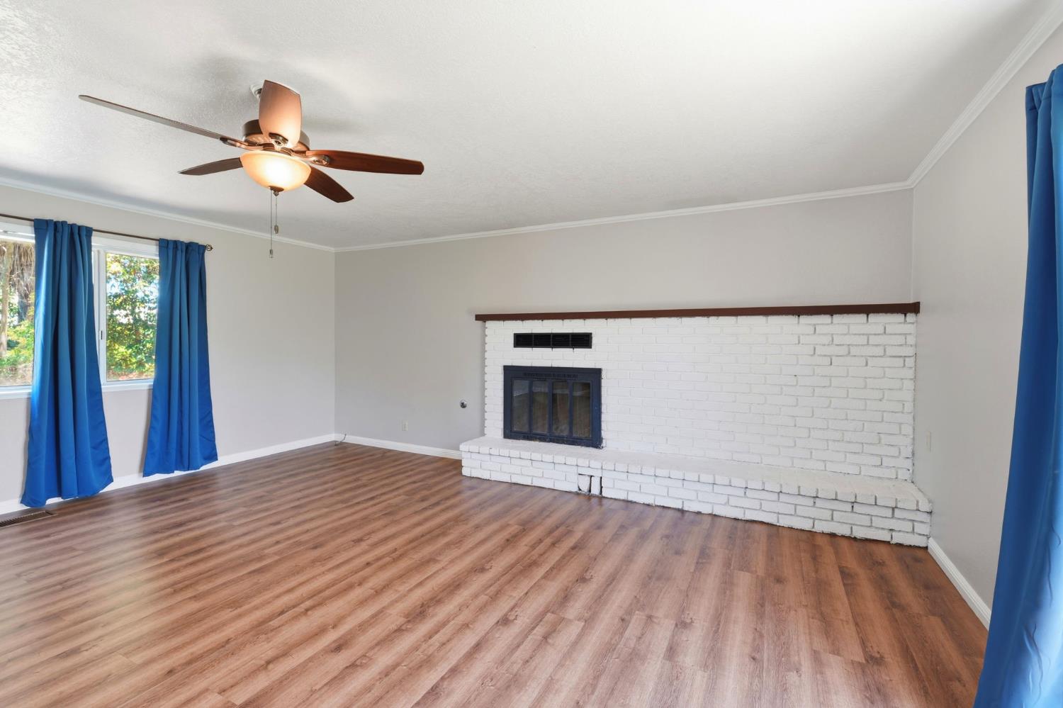 210 Laurel Court Ripon, CA 95366 - Photo 5 of 26