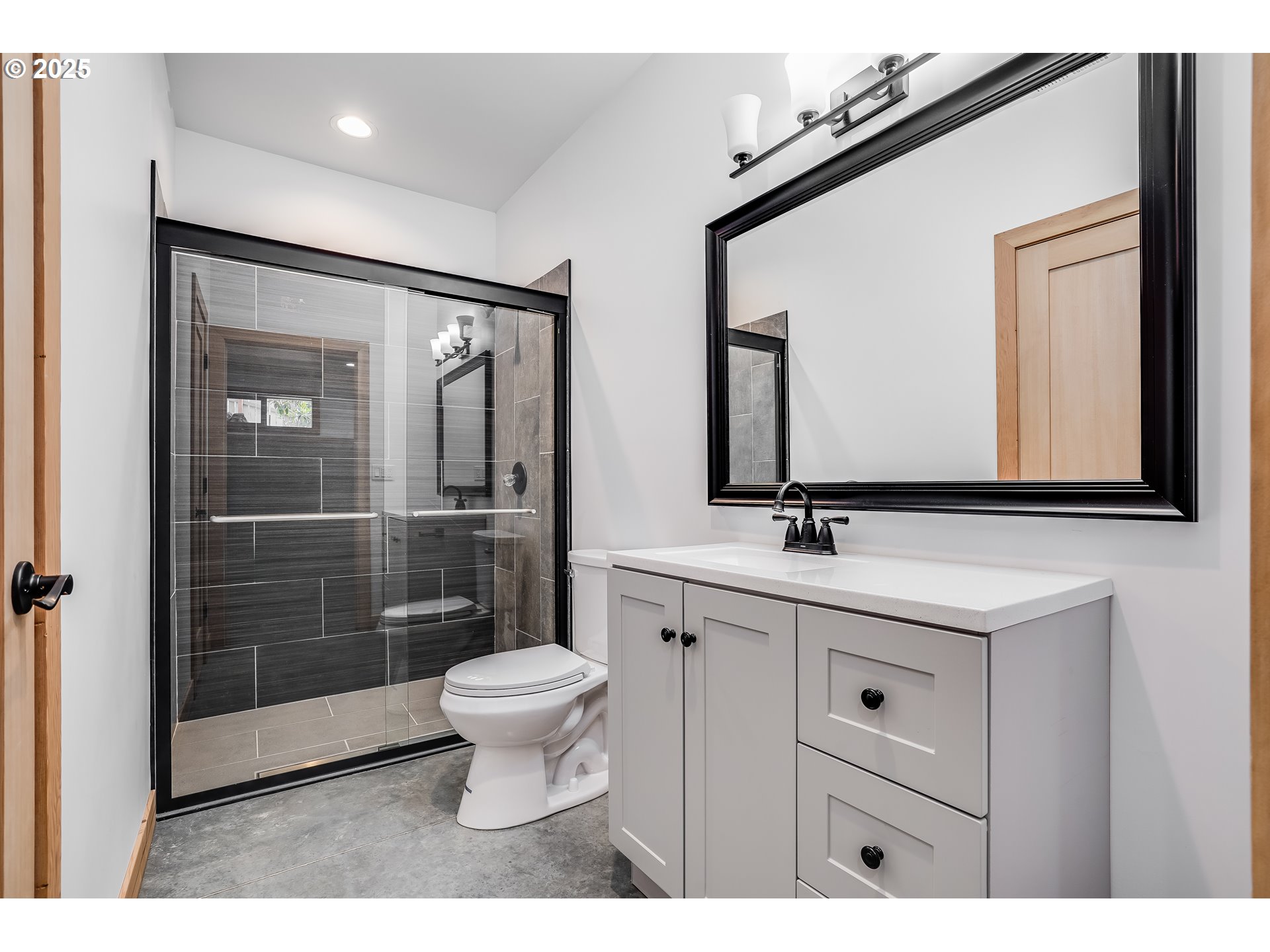 601 Lincoln Street The Dalles, OR 97058 - Photo 29 of 38 Gallery Image 29