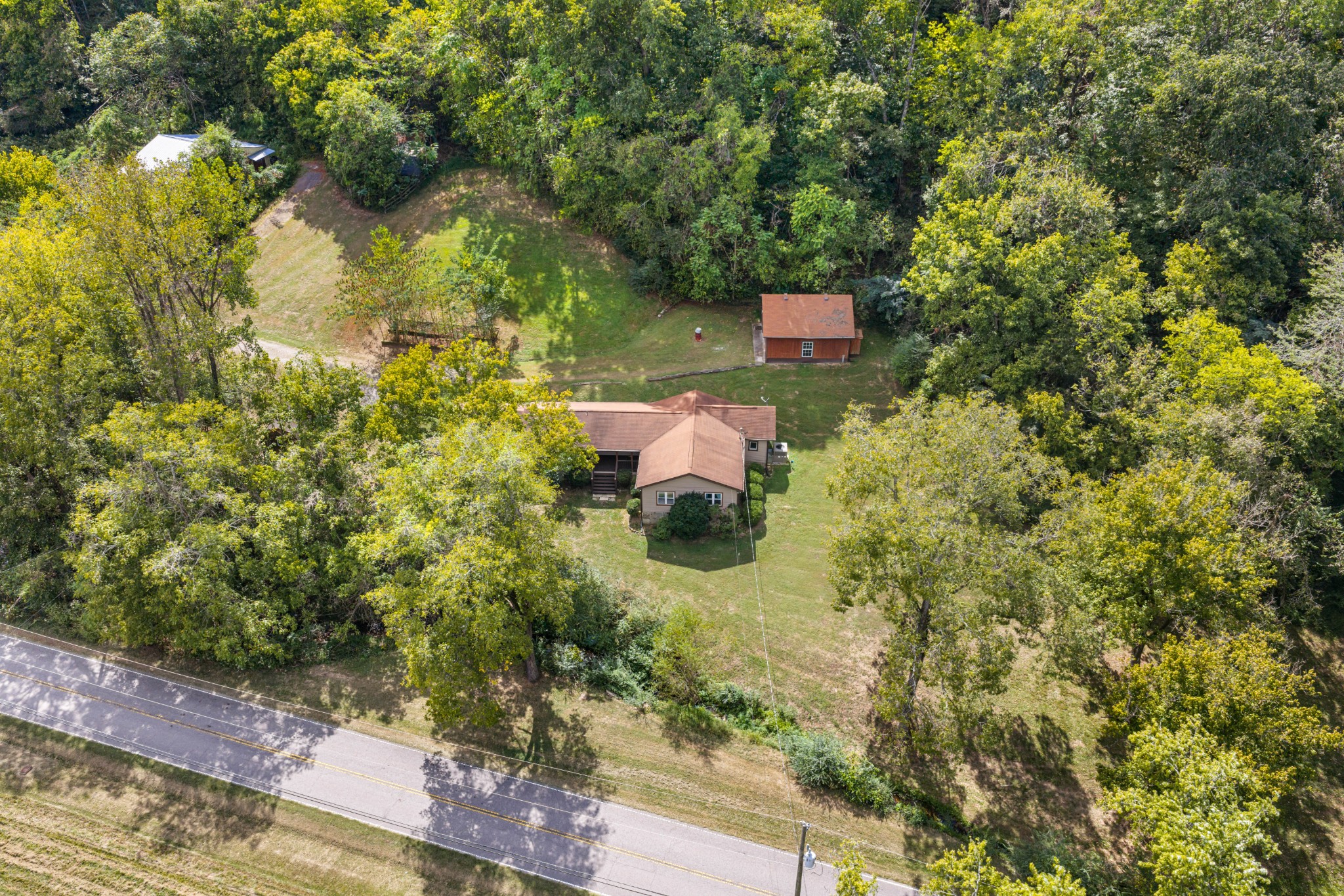 4833 Eatons Creek Road Nashville, TN 37218 - Photo 32 of 33 Gallery Image 32