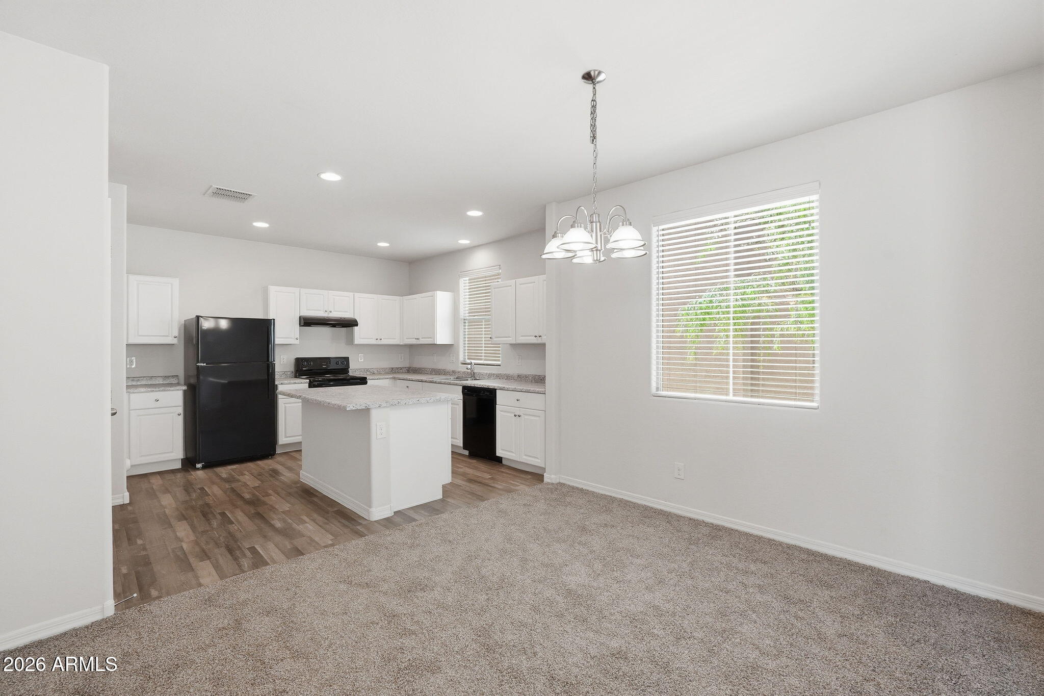 5464 Fulton Street Phoenix, AZ 85043 - Photo 7 of 35